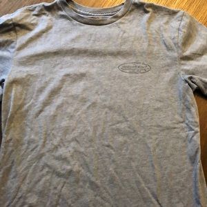 Blue Vineyard Vines tshirt